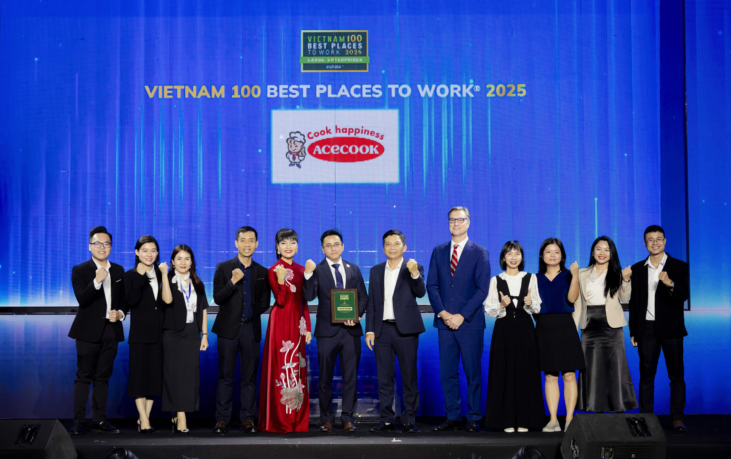 ACECOOK VIỆT NAM 10 NĂM LIÊN TIẾP VÀO TOP 100 NƠI LÀM VIỆC TỐT NHẤT VIỆT NAM